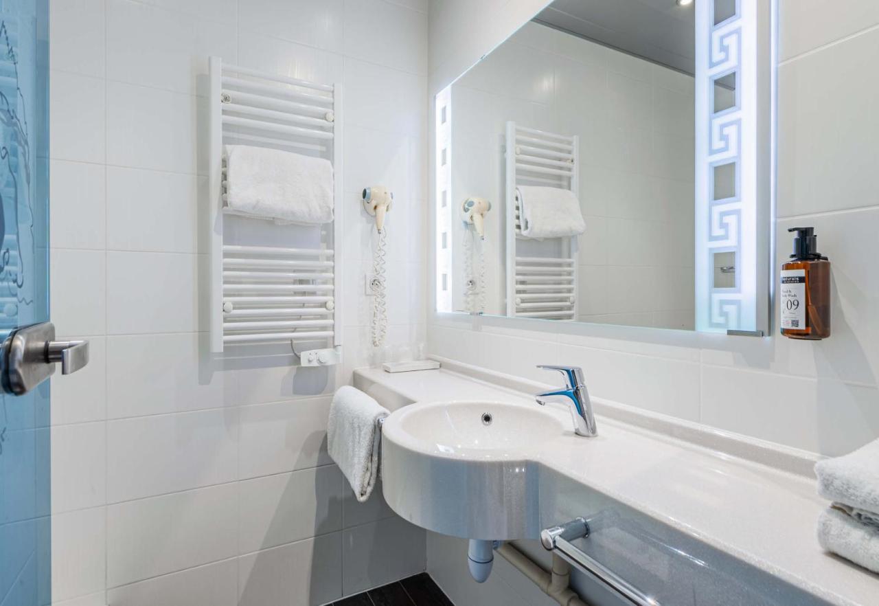 B&B Hotel Colmar Liberte 4 Etoiles Ngoại thất bức ảnh