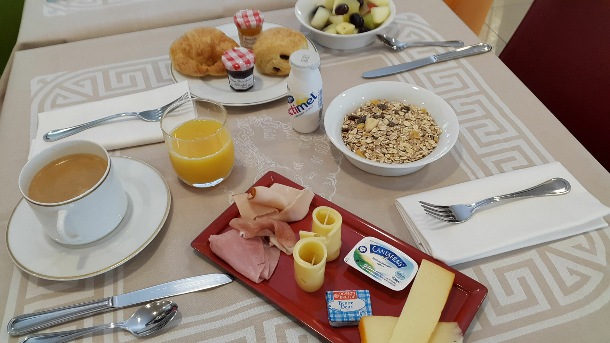 B&B Hotel Colmar Liberte 4 Etoiles Ngoại thất bức ảnh